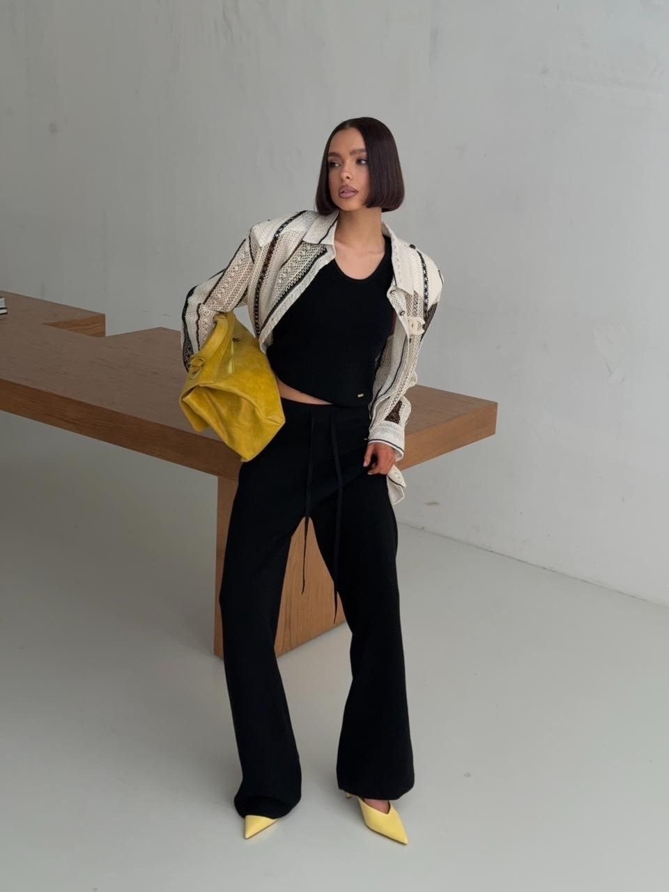 женский костюм,укороченная кофта,костюм двойка с брюками,стильные наряды