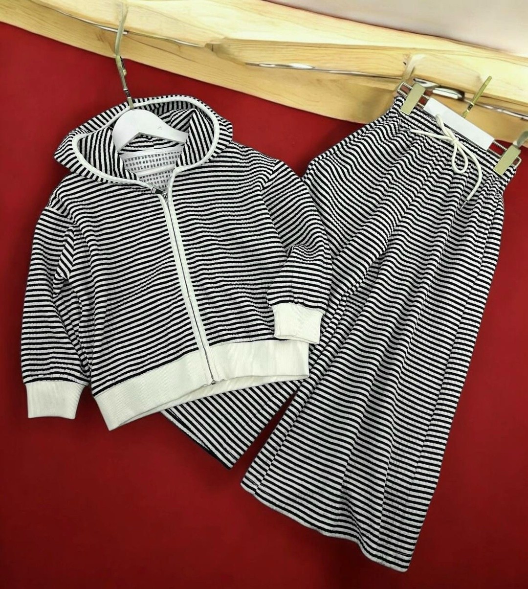 модные костюмы,костюм в пижамном стиле,трикотажные костюмы,брючный костюм в пижамном стиле,женский костюм