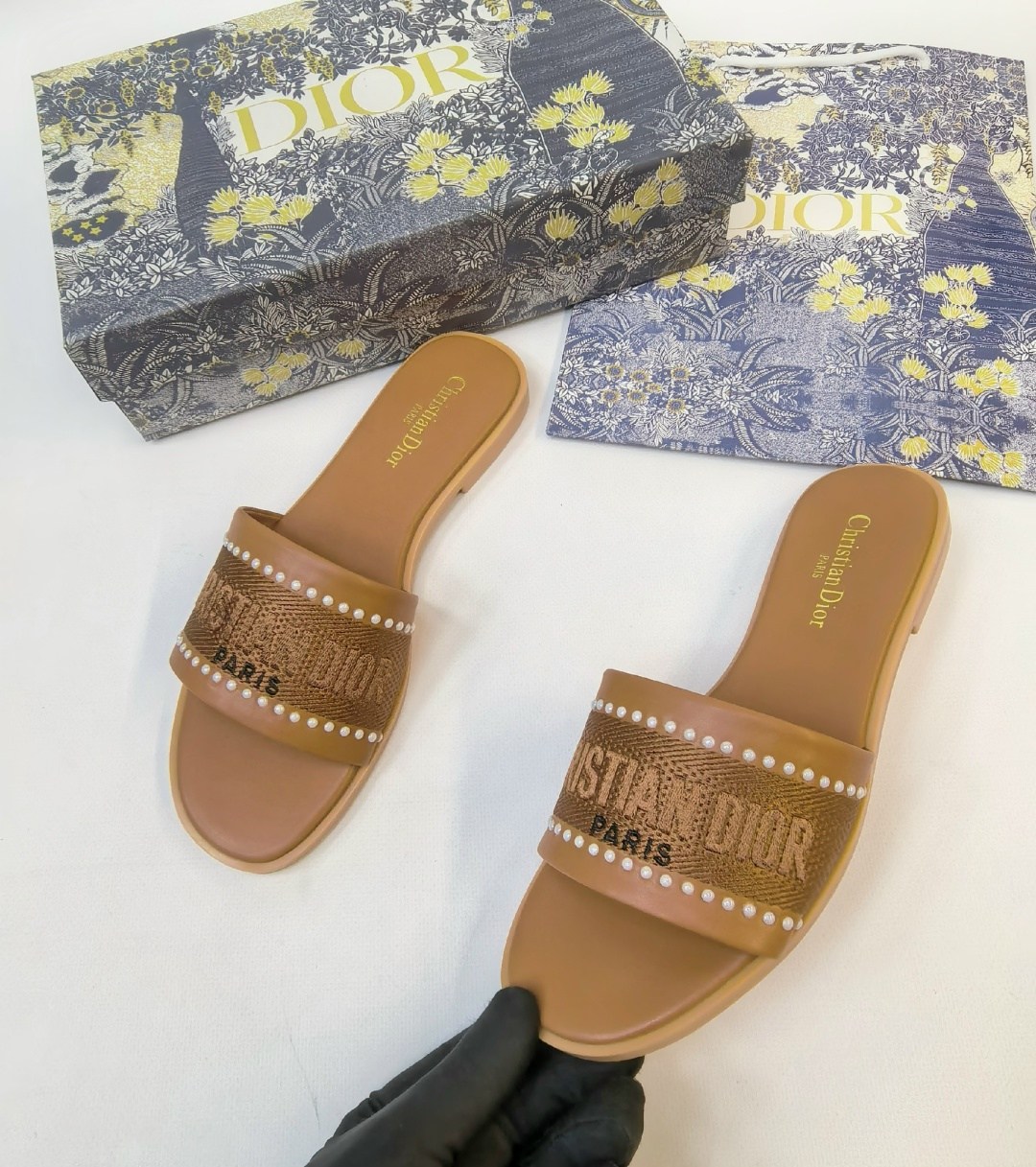 шлепанцы кристиан диор,шлепки диор,,шлепанцы christian dior,шлепанцы женские