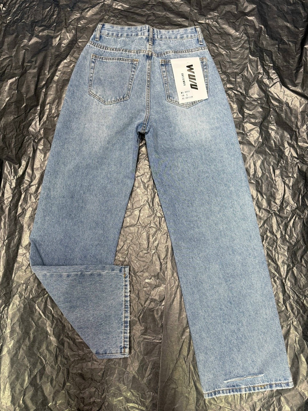 женские джинсы,miu miu джинсы,джинсы,модные джинсы,широкие джинсы