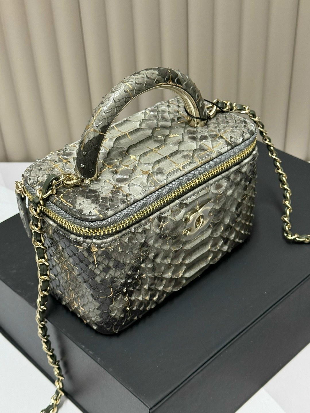 сумка chanel,chanel сумка кросс боди,сумка на плечо chanel,сумка шанель,женская сумка chanel