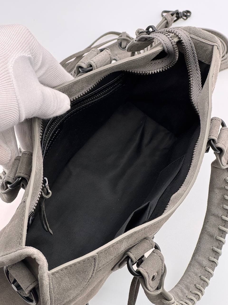 сумка женская balenciaga,замшевая сумка,balenciaga сумка,сумка женская замшевая,коллекция сумок баленсиага