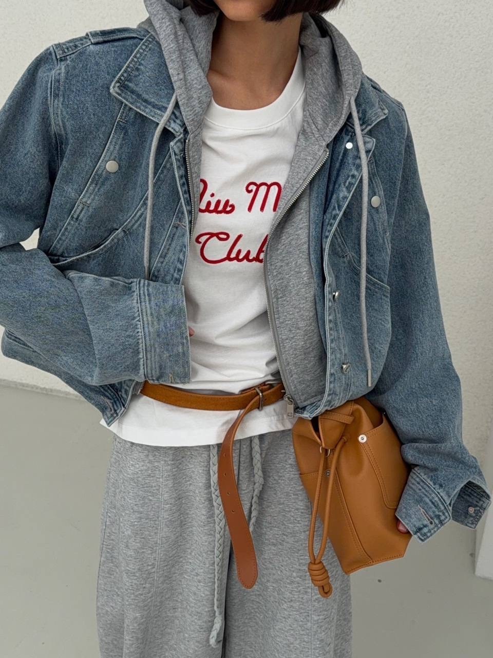 джинсовая куртка женская,джинсовая куртка,джинсовая куртка с капюшоном,куртка джинсовая оверсайз,женская джинсовая куртка с капюшоном