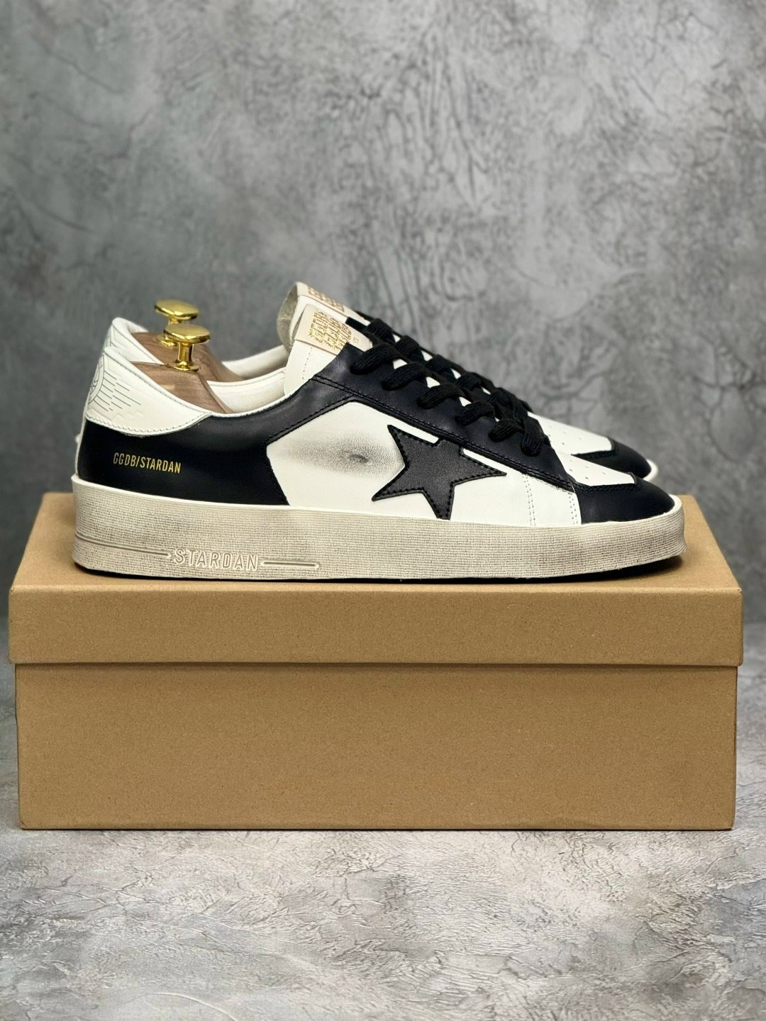 ,кроссовки stardan black white golden goose,кроссовки golden goose,кеды golden goose,golden goose stardan
