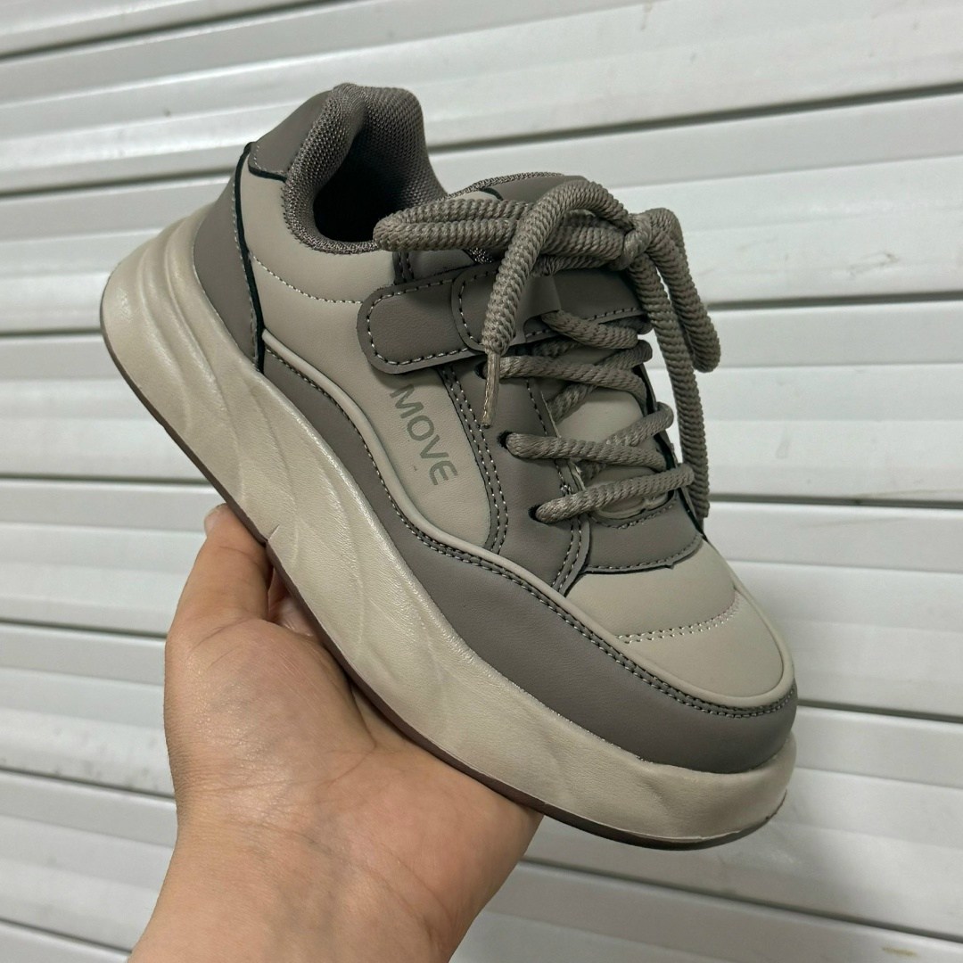 кроссовки женскиe,,повседневные кроссовки,удобные кроссовки,кроссовки