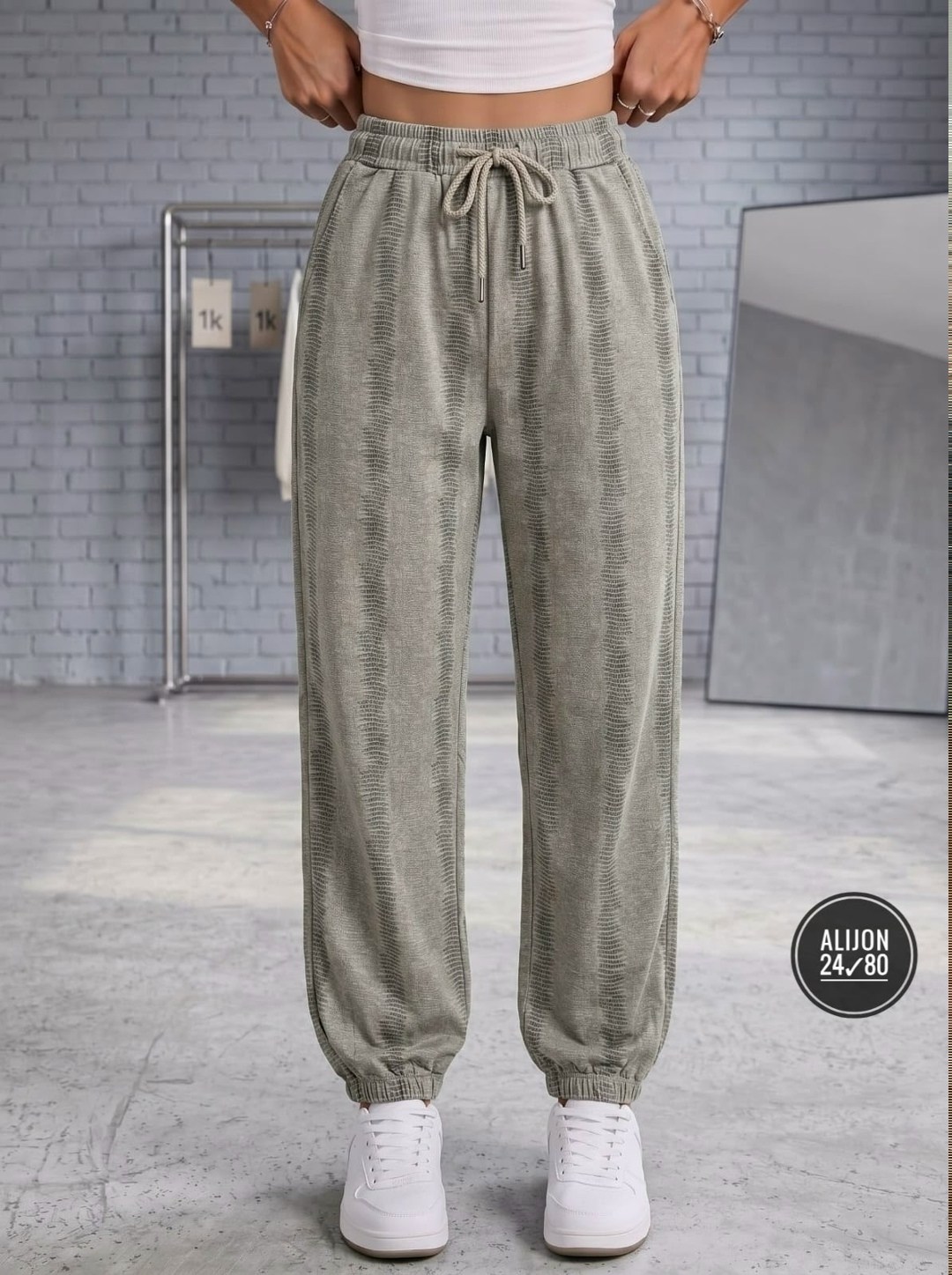 брюки джинсы,джинсы джоггеры,джинсовые джоггеры,штаны джоггеры женские,джинсы модные