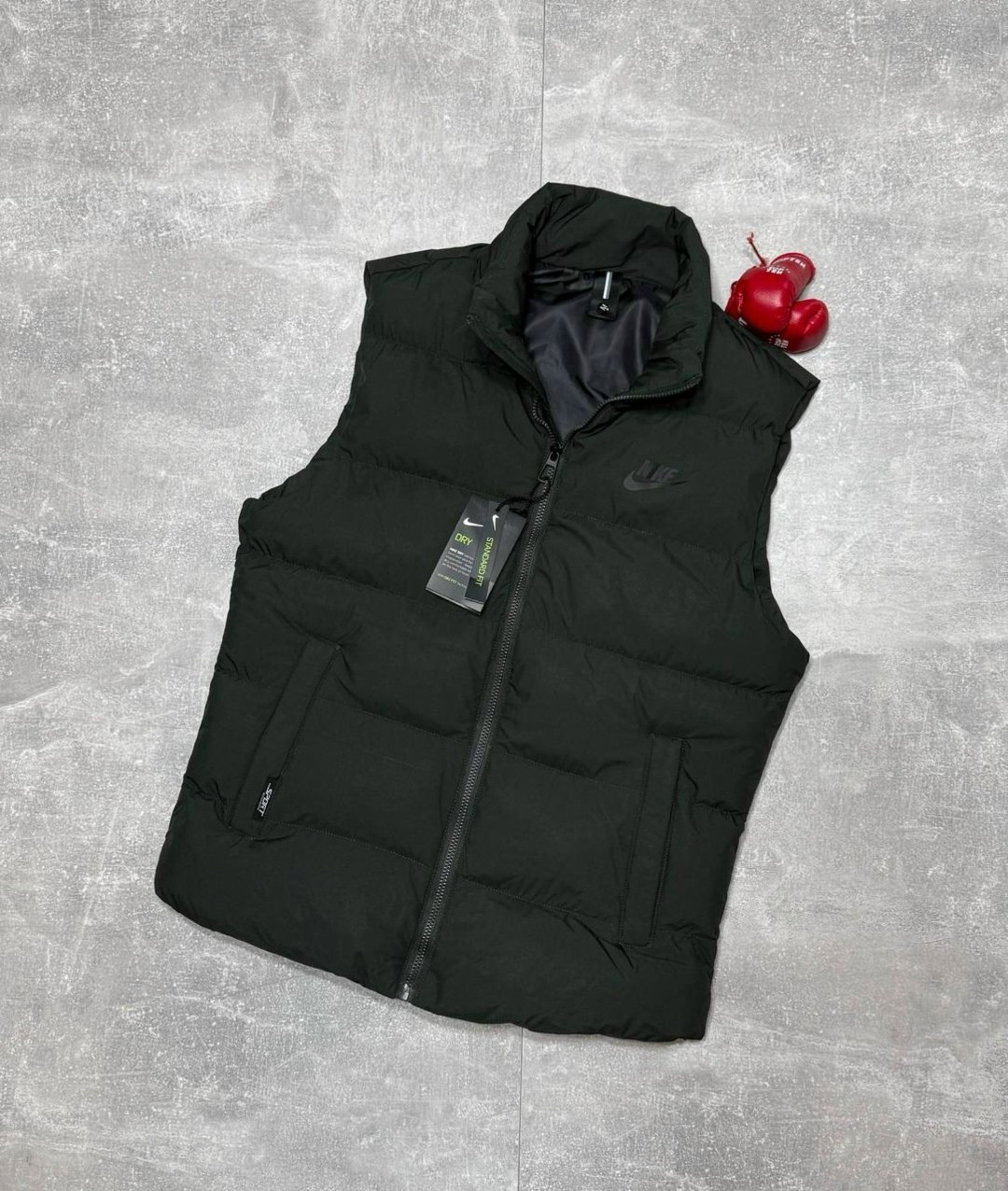 жилетка nike,жилетка мужская nike,жилетка найк,жилетка мужская утепленная nike,мужской жилет nike