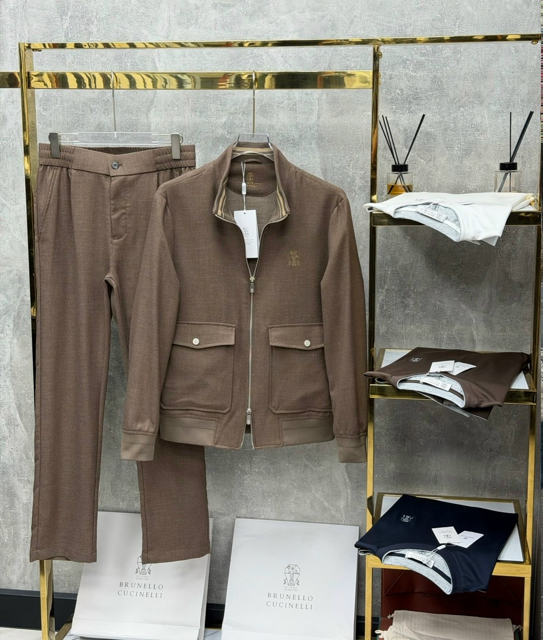 спортивный костюм loro piana,костюм brunello cucinelli,спортивный костюм brunello cucinelli,loro piana костюм,костюм лоро пиано мужской