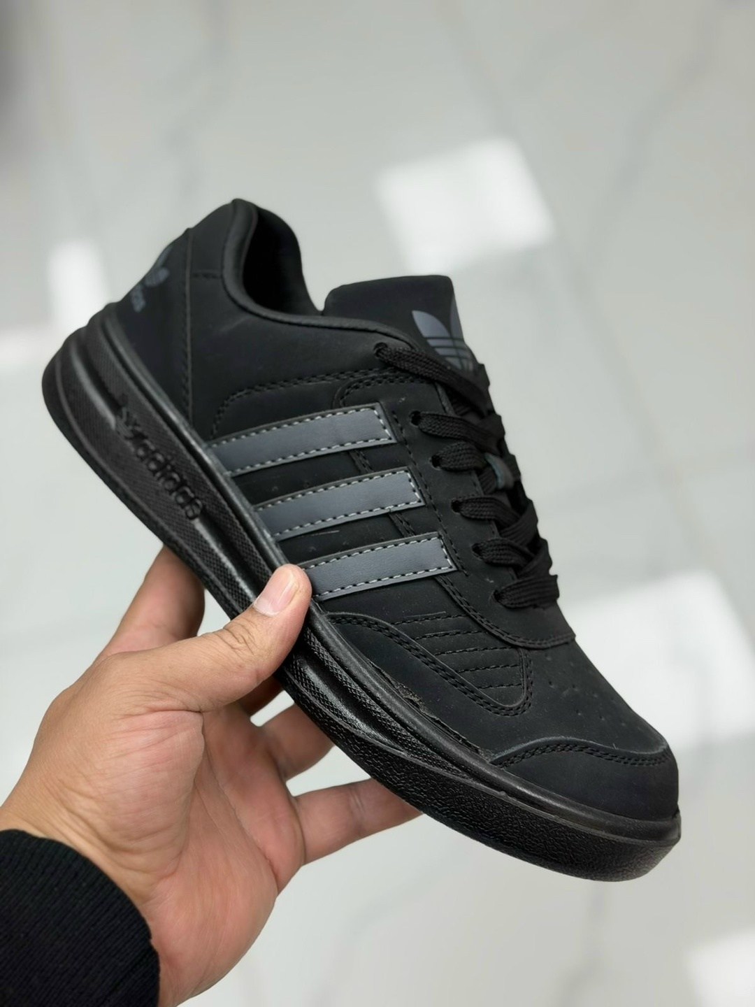 кроссовки adidas,мужские кроссовки adidas,кроссовки адидас,кроссовки адидас ilie nastase,