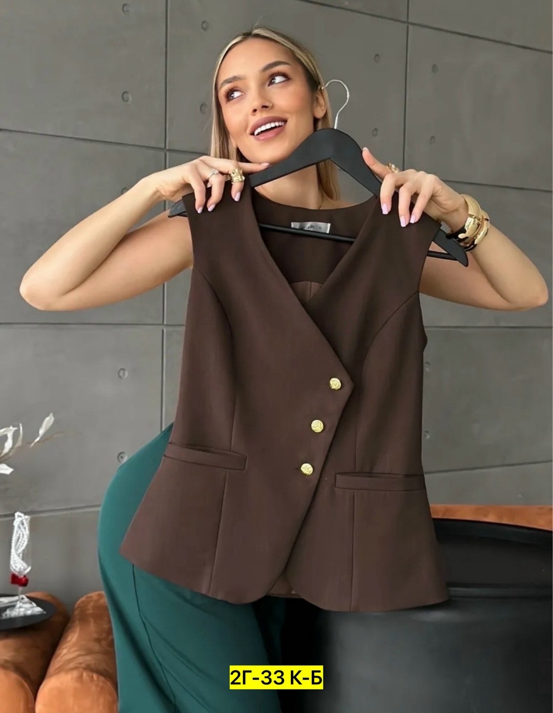 жилетка женская,жилет женский,жилетка с карманами женская,костюмная женская жилетка,классический жилет