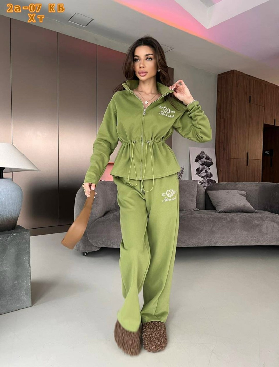 бежевый костюм,женские костюмы,женский спортивный костюм,женский костюм тройка,спортивный костюм