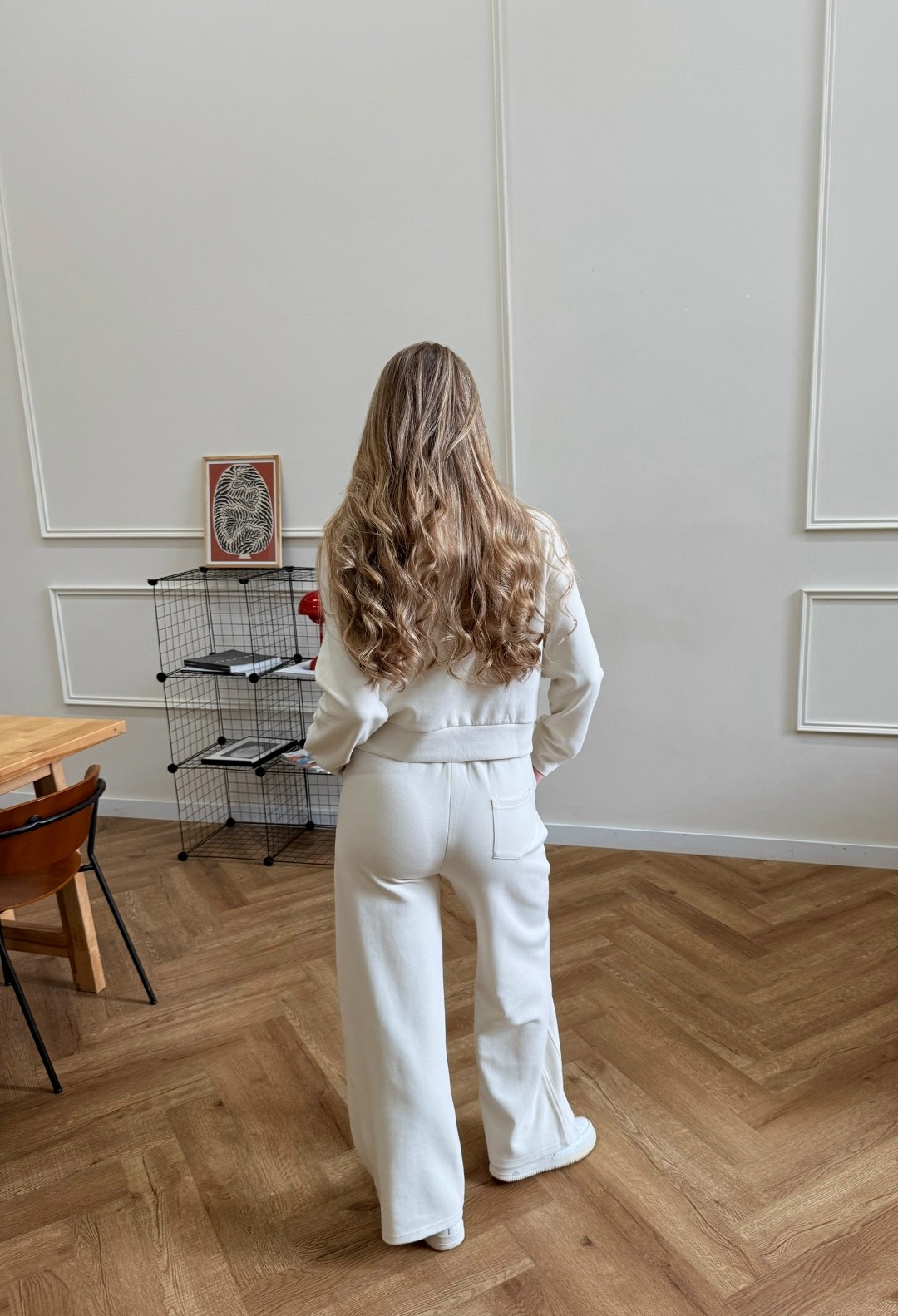 костюм бежевый,костюм с брюками,костюм женский,стильные костюмы,костюм молочный