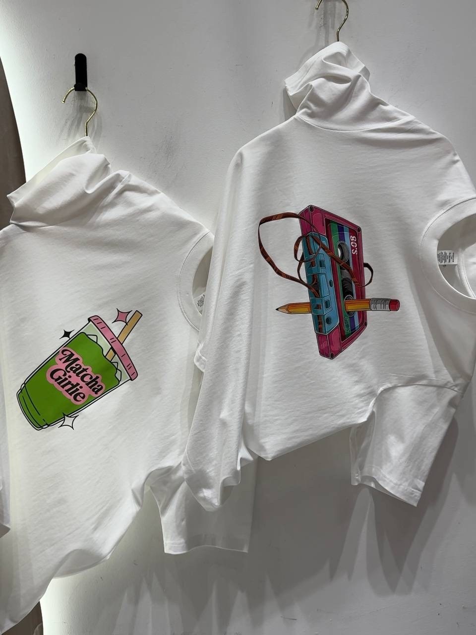 jbolid белые хлопковые футболки xl женский,jbolid белые хлопковые футболки,женская футболка tdfunlive белая oversized,модные позы,девушка эскортница