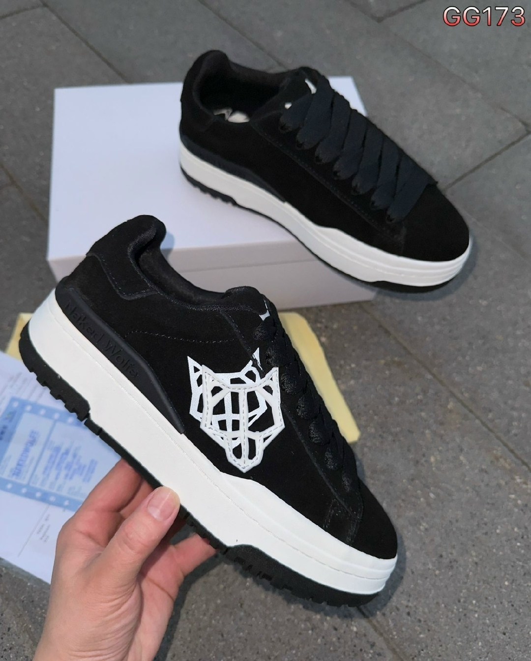 ,замшевые кроссовки,замшевые кеды адидас,puma suede коллаборации,кроссовка мужской