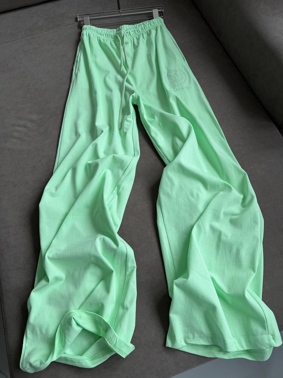 спортивные костюм,летние костюмы,женские костюмы,спортивные штаны