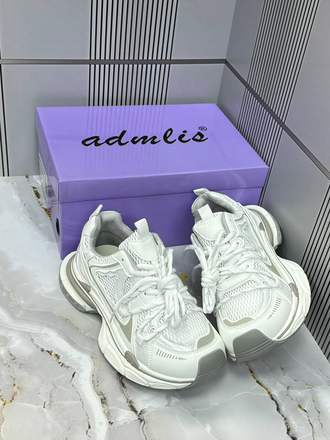 женские кроссовки,кроссовки женские balenciaga,массивные кроссовки,кроссовки для женщин,кроссовки модные