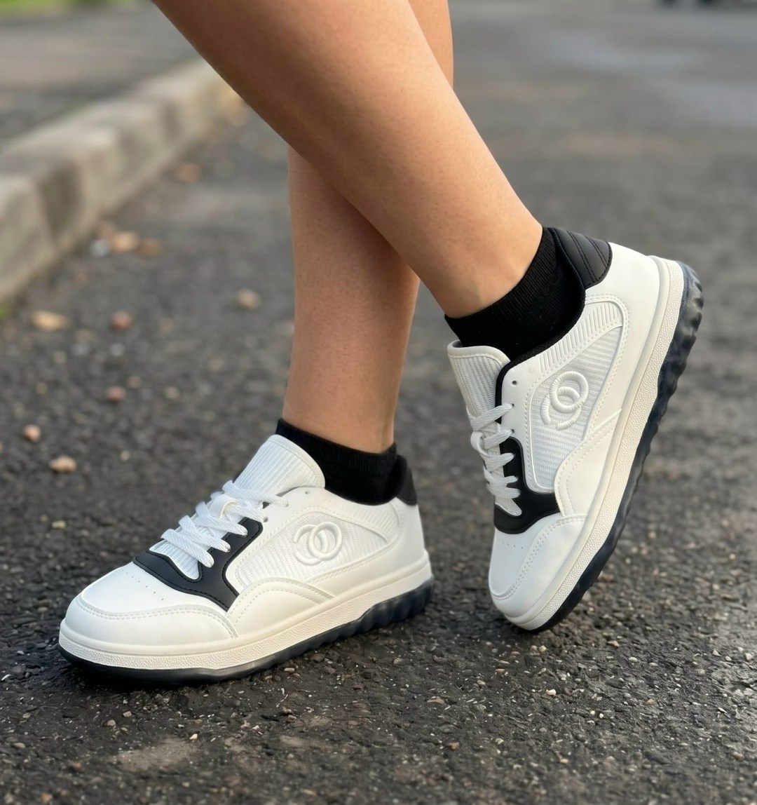 женские кроссовки chanel,chanel кроссовки,женские кроссовки,женские кожаные белые кроссовки chanel,кроссовки брендовые