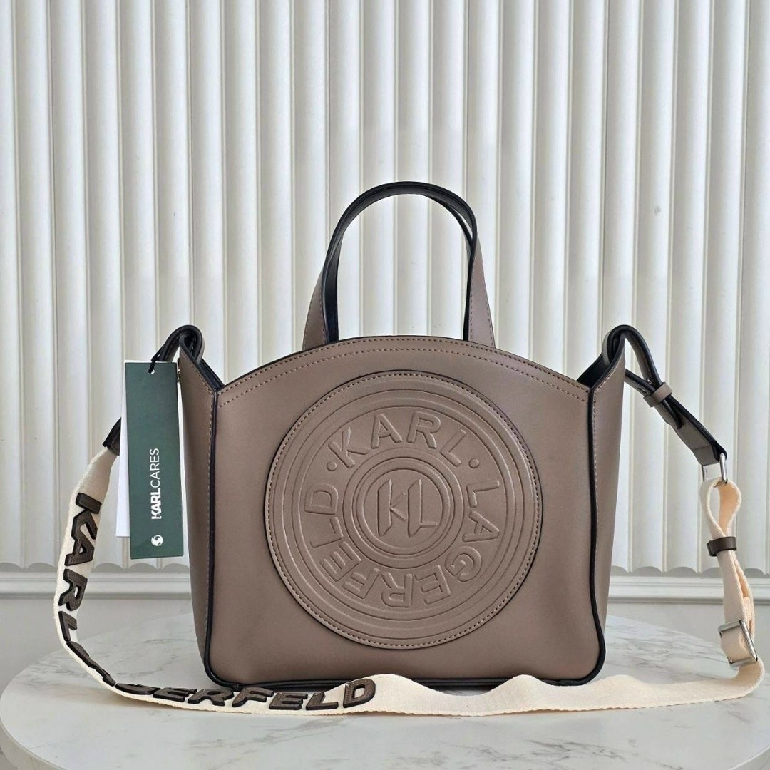 женская сумка karl lagerfeld,сумка karl lagerfeld,сумка karl lagerfeld оригинал,сумка karl lagerfeld натуральная кожа,сумка karl lagerfeld сумка