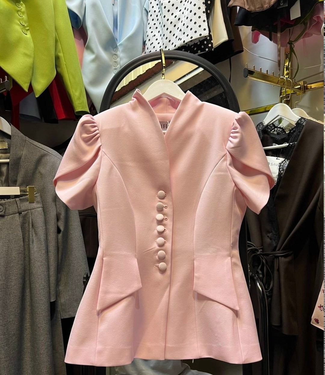 женские костюмы,женские деловые костюмы,элегантные наряды,жакет,женские наряды