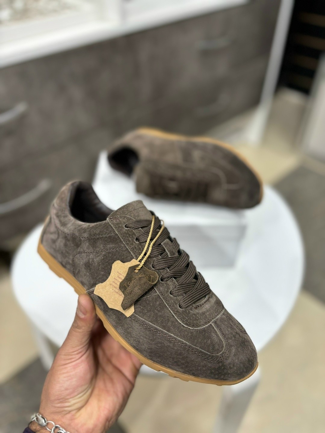 ,замшевые кроссовки,женские кроссовки,обуви,мужские замшевые кроссовки