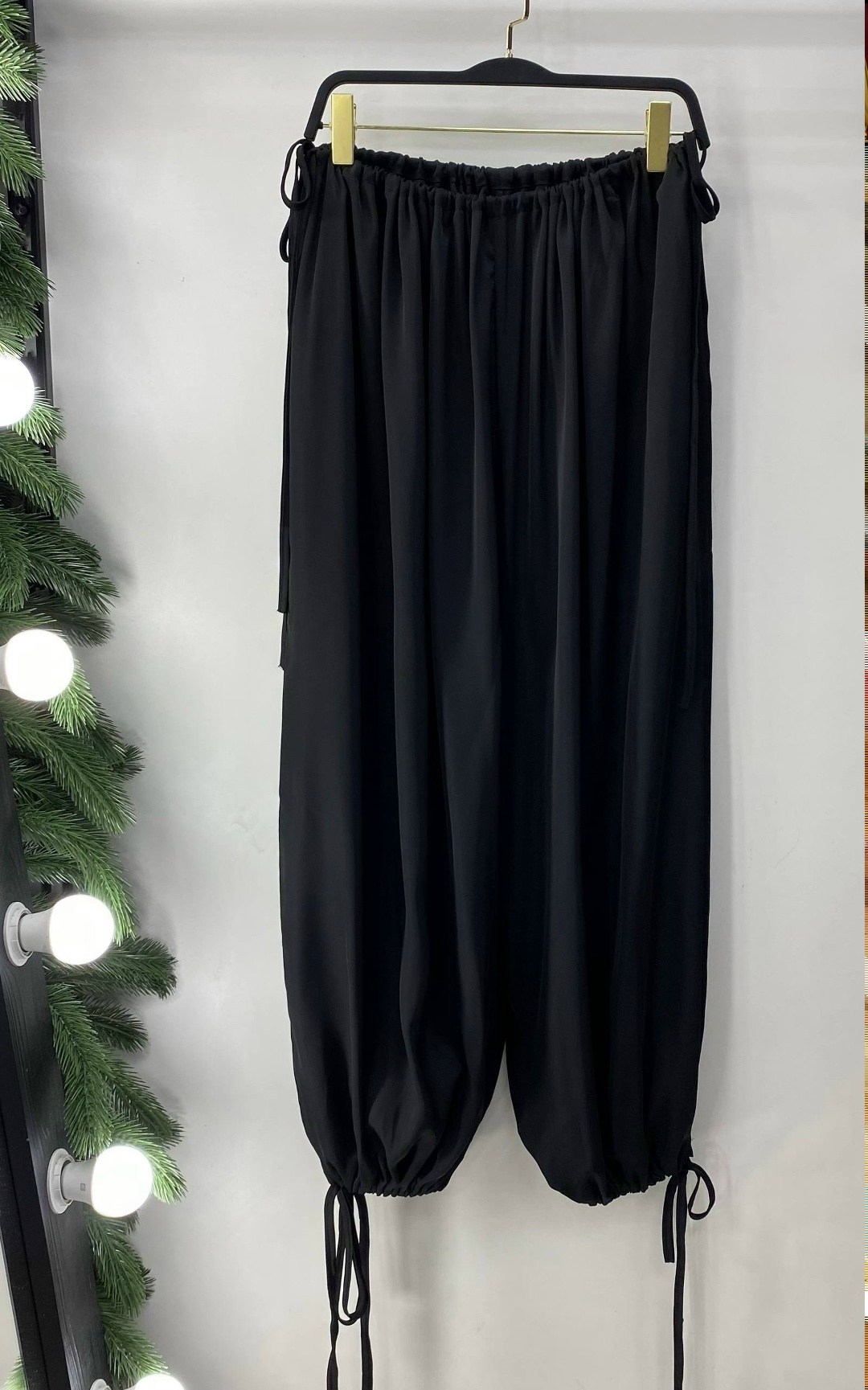 брюки-палаццо,белые брюки,широкие брюки,стильные наряды