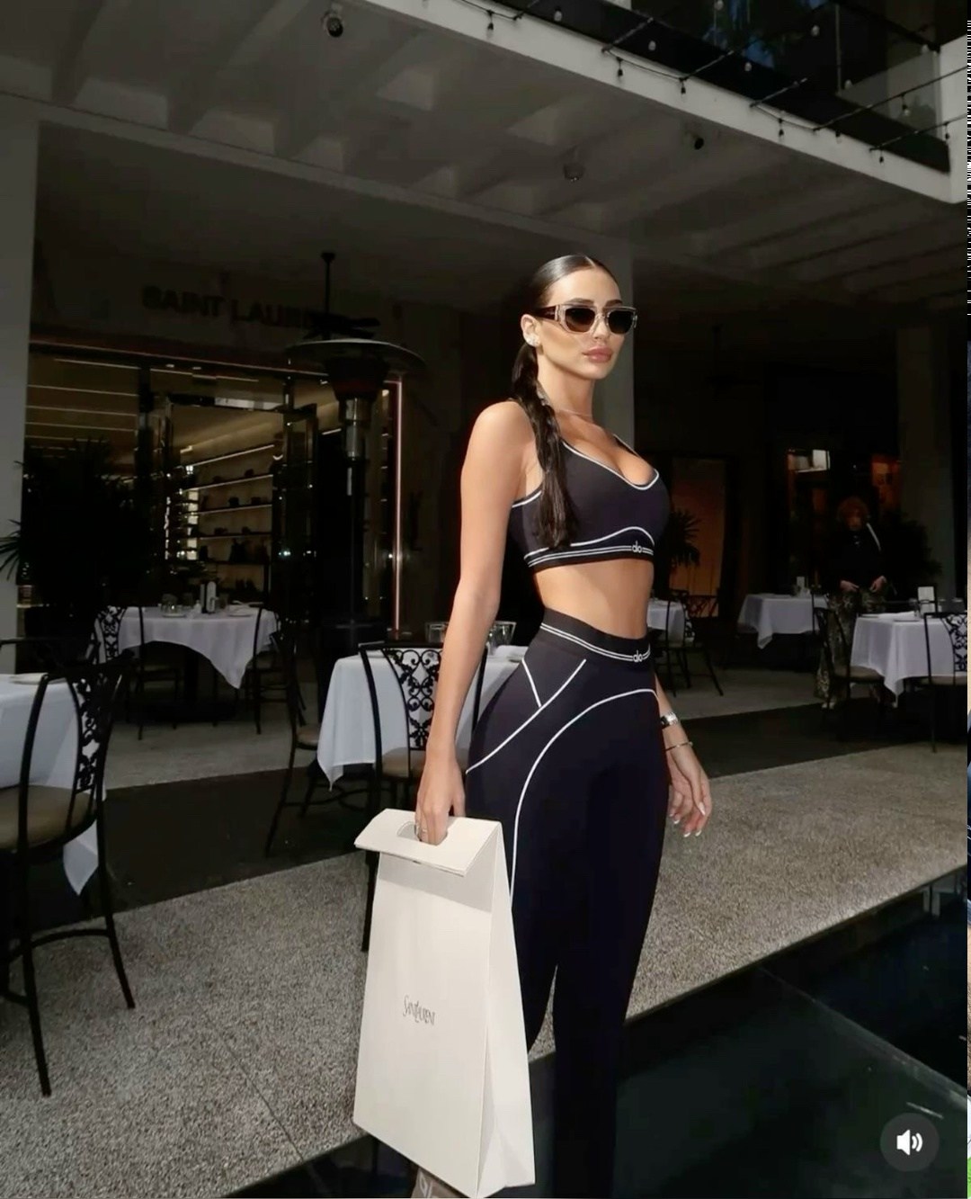 одежда для фитнеса,тренировка фитнес,спорт стиль,девушка,одежда для тренировок