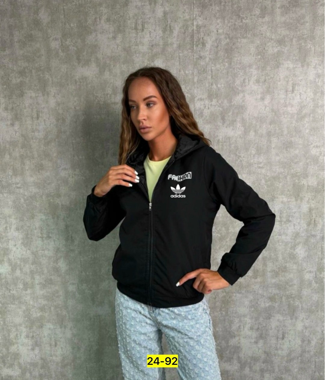 ветровка женская с капюшоном,ветровка женская спортивная,ветровка женская,легкая куртка,женская куртка