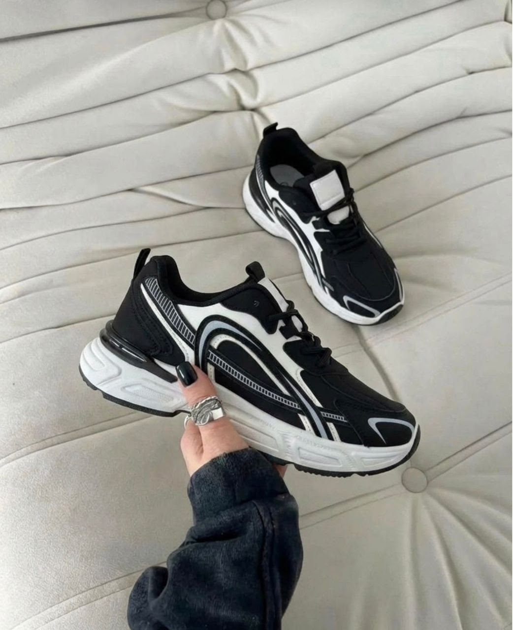 кроссовки женские,кроссовки для женщин,кроссовки модные,массивные кроссовки,повседневные кроссовки