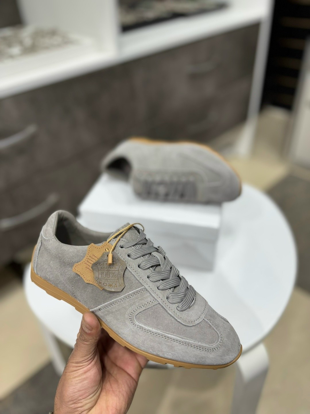 ,замшевые кроссовки,женские кроссовки,обуви,мужские замшевые кроссовки