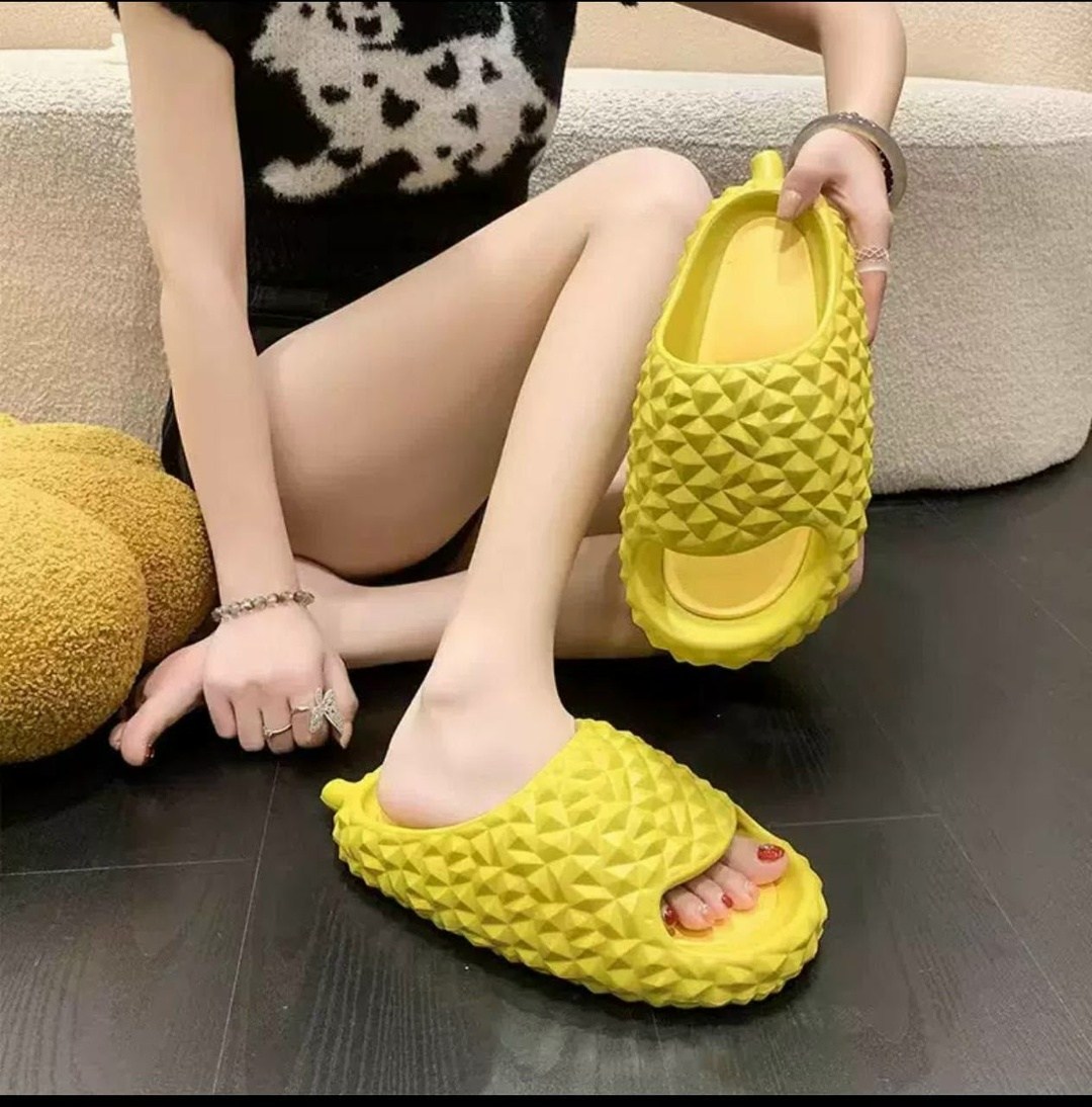 необычные шлепанцы,тапочки для взрослых,тапочки летние,домашние тапочки,женские домашние тапочки