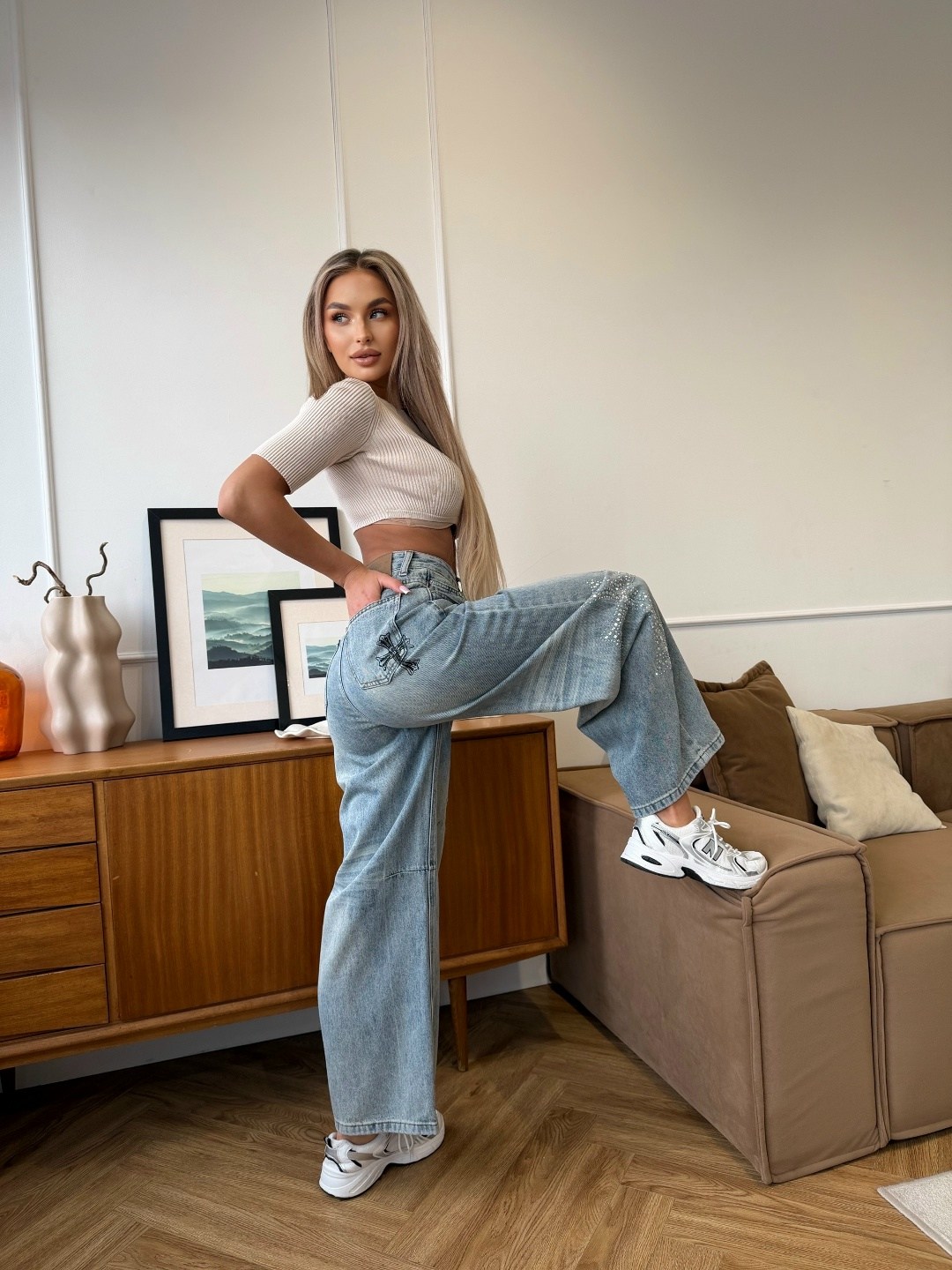 джинсы женские,модные джинсы,джинсы,джинсы женские широкие,брюки джинсы