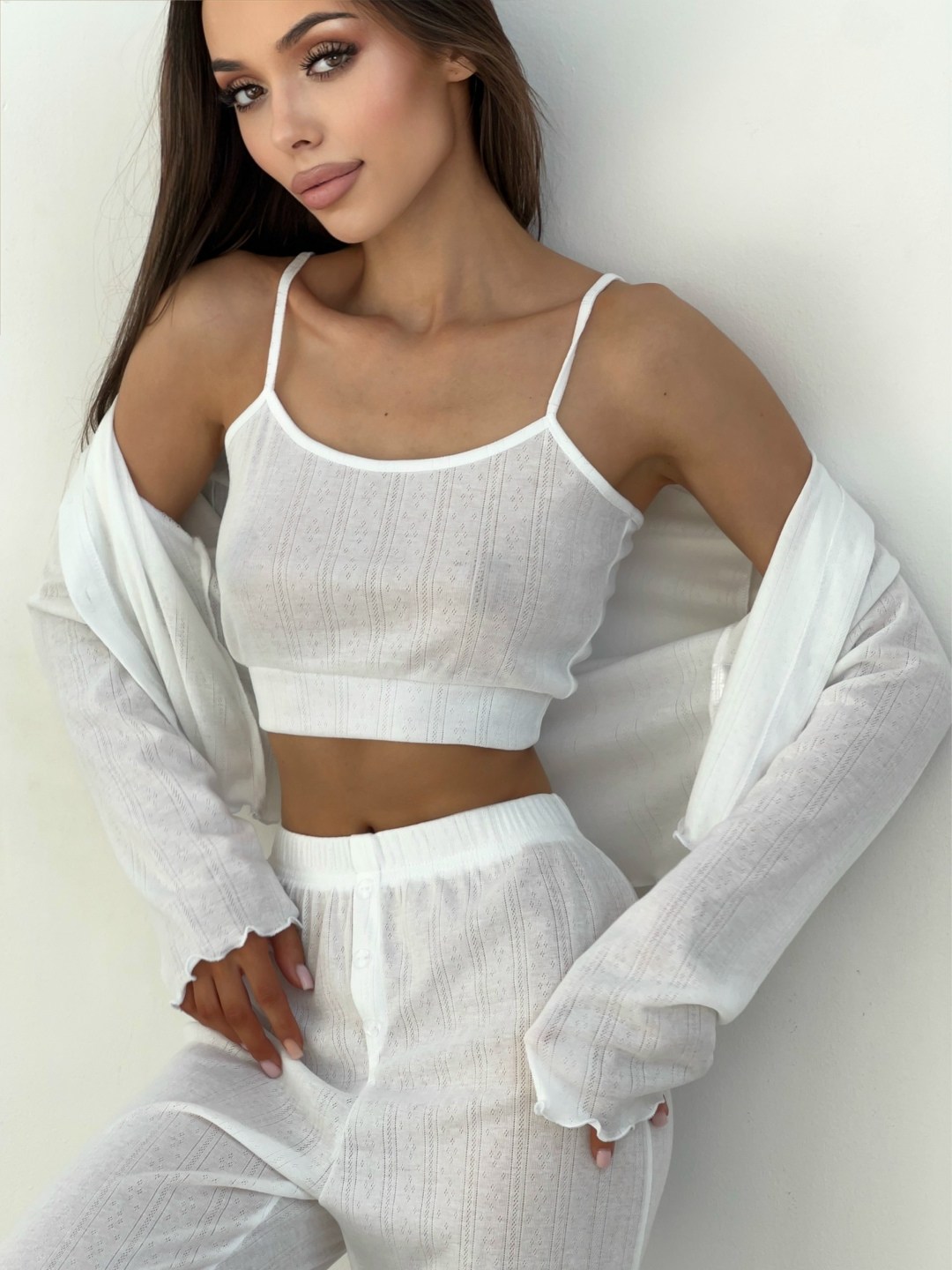 костюм белый,белый женский костюм,женские пижамы,одежда для сна,пижама и халат