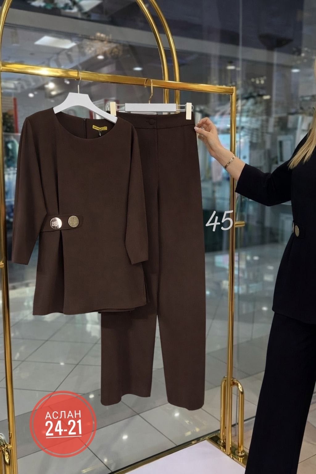 костюмы для беременных стильные,костюм для беременных,модная одежда для беременных,костюм с брюками,брючный костюм для беременных