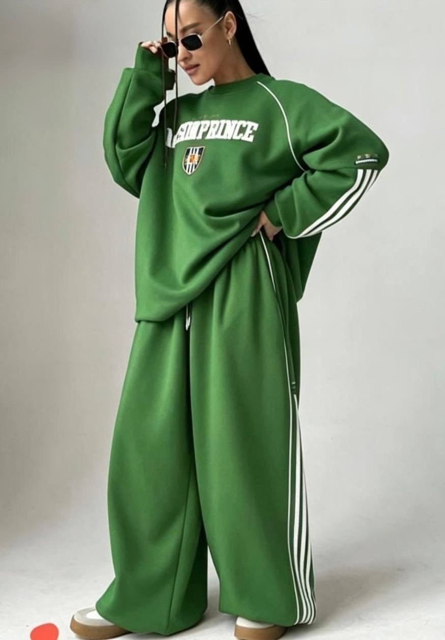 костюм спортивный,спортивные костюмы женские,стильный спортивный костюм,спорт костюм женский,спортивные костюмы адидас