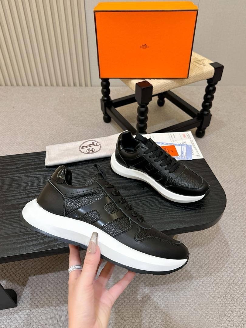 ,кроссовки мужские hermes,мужские кожаные кроссовки hermes черные с лакированным носом,кроссовки мужские кожаные hermes,мужские кроссовки hermes black