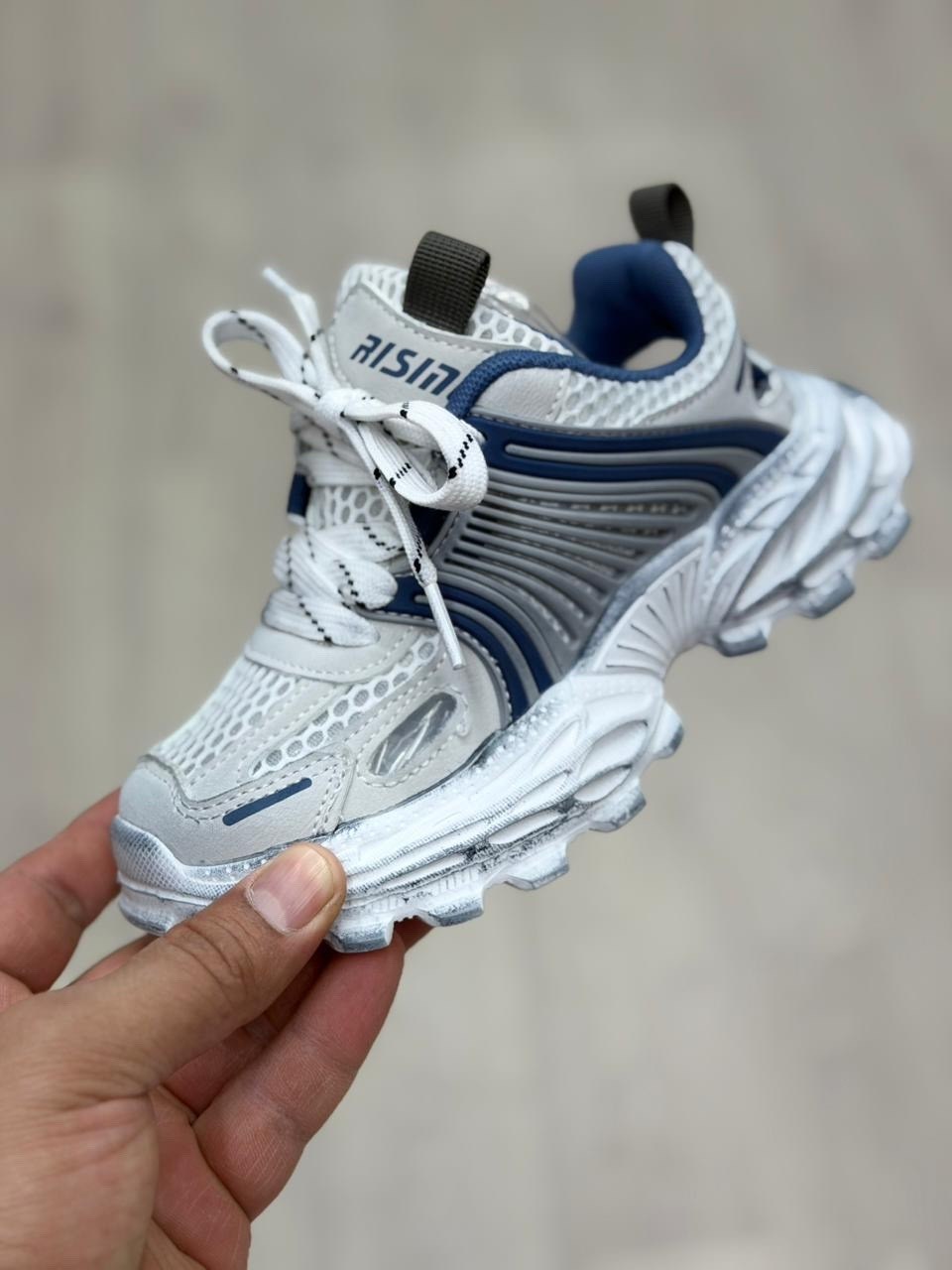 кроссовки,детские кроссовки,кроссовки женскиe,,спортивная