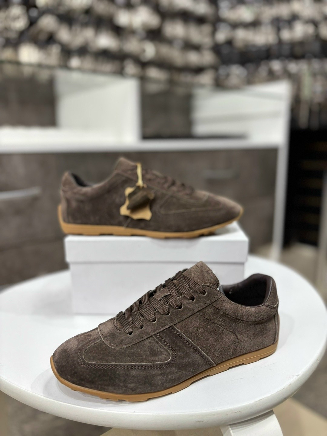 ,замшевые кроссовки,женские кроссовки,обуви,мужские замшевые кроссовки