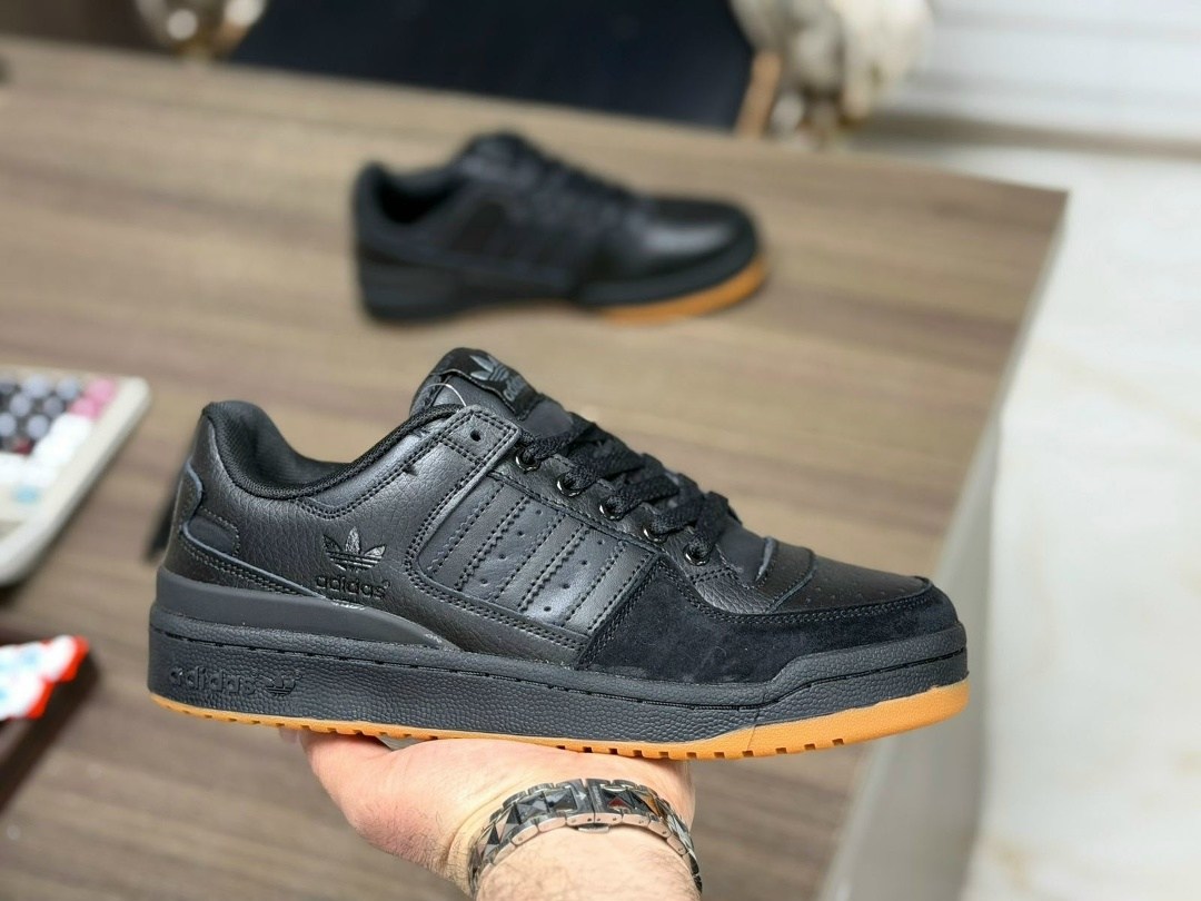 кроссовки adidas,кроссовки adidas original,кроссовки мужские женские adidas,adidas кроссовки женские,мужские кроссовки adidas