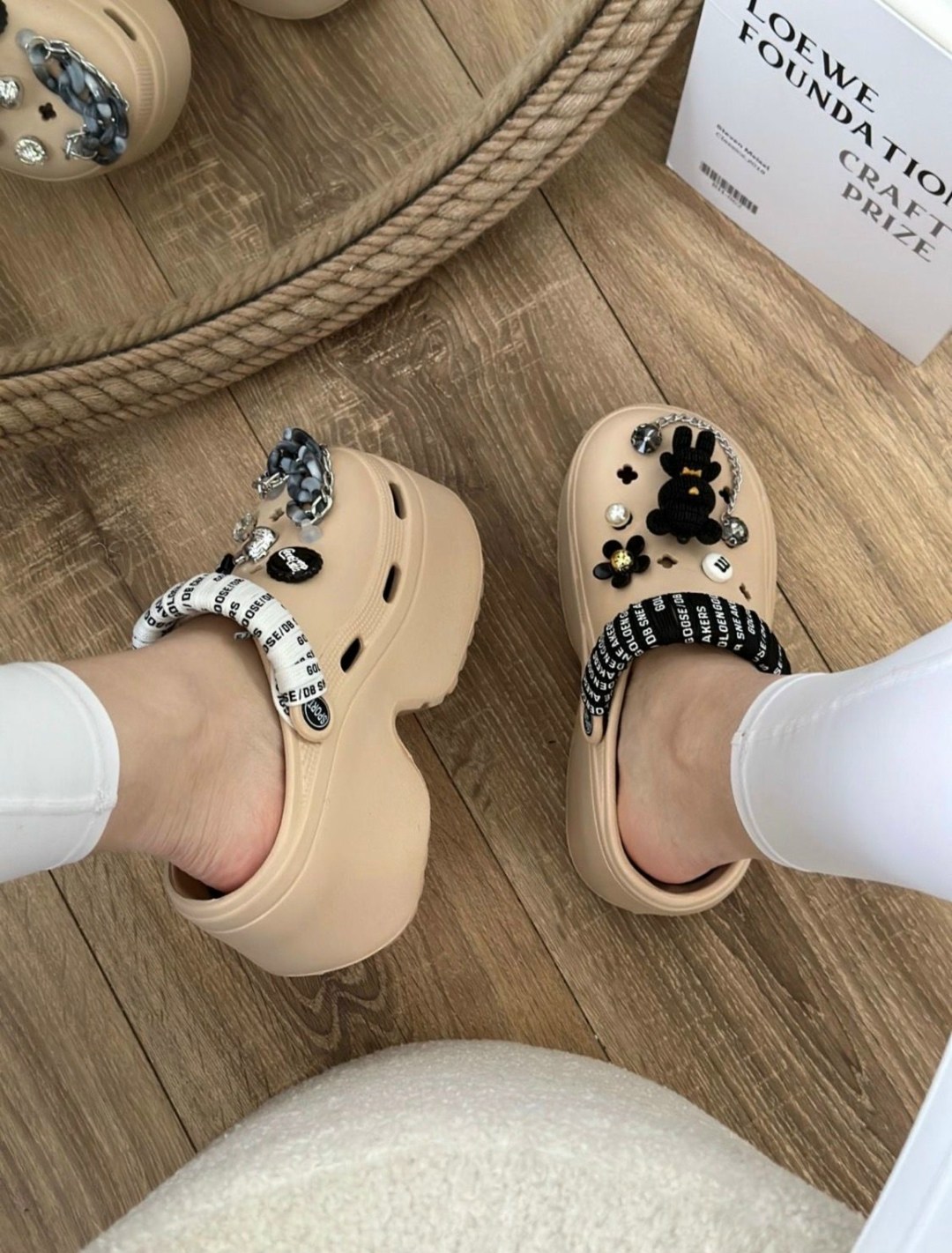 женские кроксы,кроксы сланцы женские,,шлепанцы женские,модные кроксы