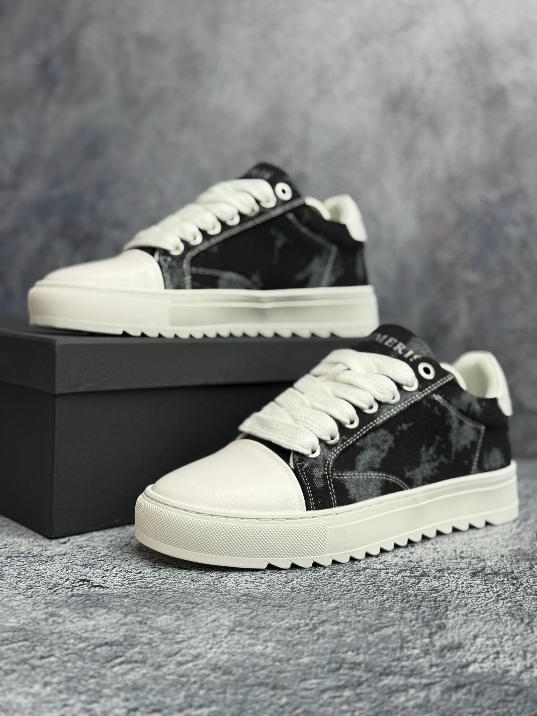 ,модные кроссовки,кеды замшевые,женские кроссовки,повседневные кроссовки