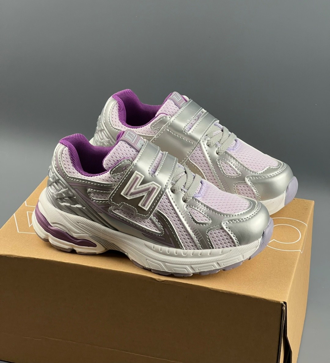 кроссовки new balance,кроссовки,детские кроссовки,женские кроссовки,серебряные кроссовки