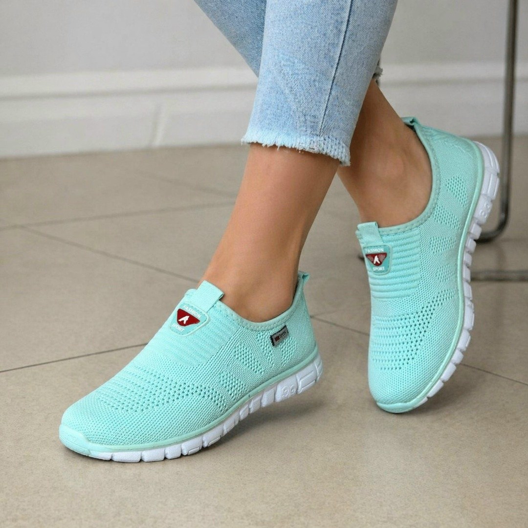 ,кроссовки женскиe,мятные кроссовки рибок женские,слипоны женские,летние женские кроссовки