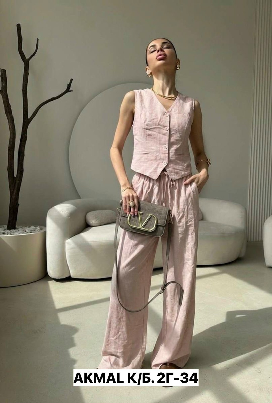 женские наряды,брючный костюм женский летний,брючные костюмы женские,брючный костюм,костюм льняной летний брючный с жилетом и брюками паллацо