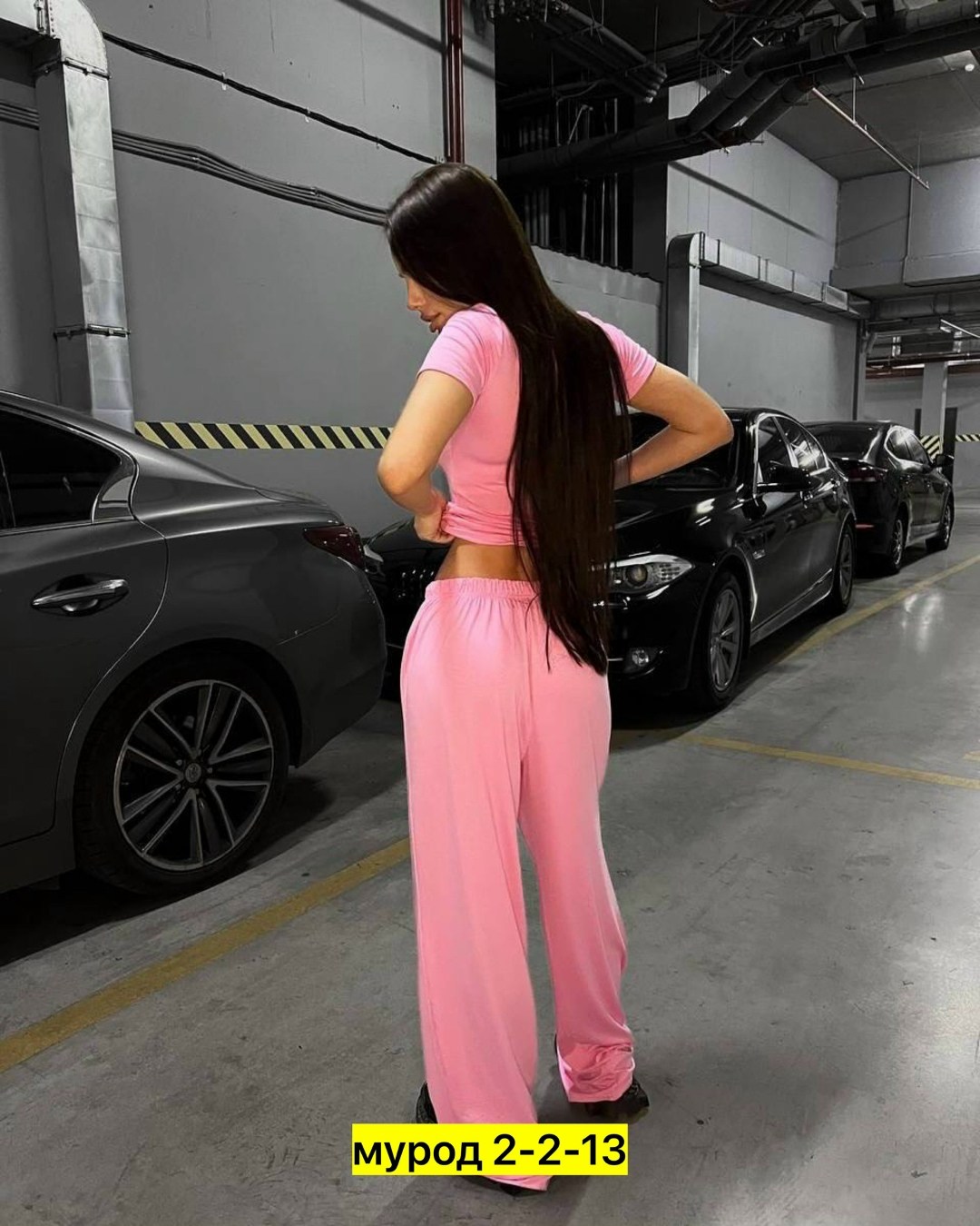 костюм с кроп топом,прямые брюки,арабова фатя,спортивные женские тела,слив голая