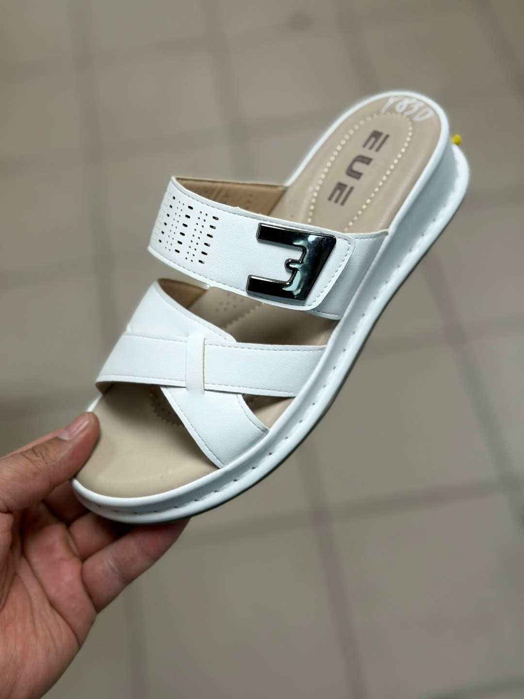 ,сабо женские, женская,модные босоножки,женские шлепанцы