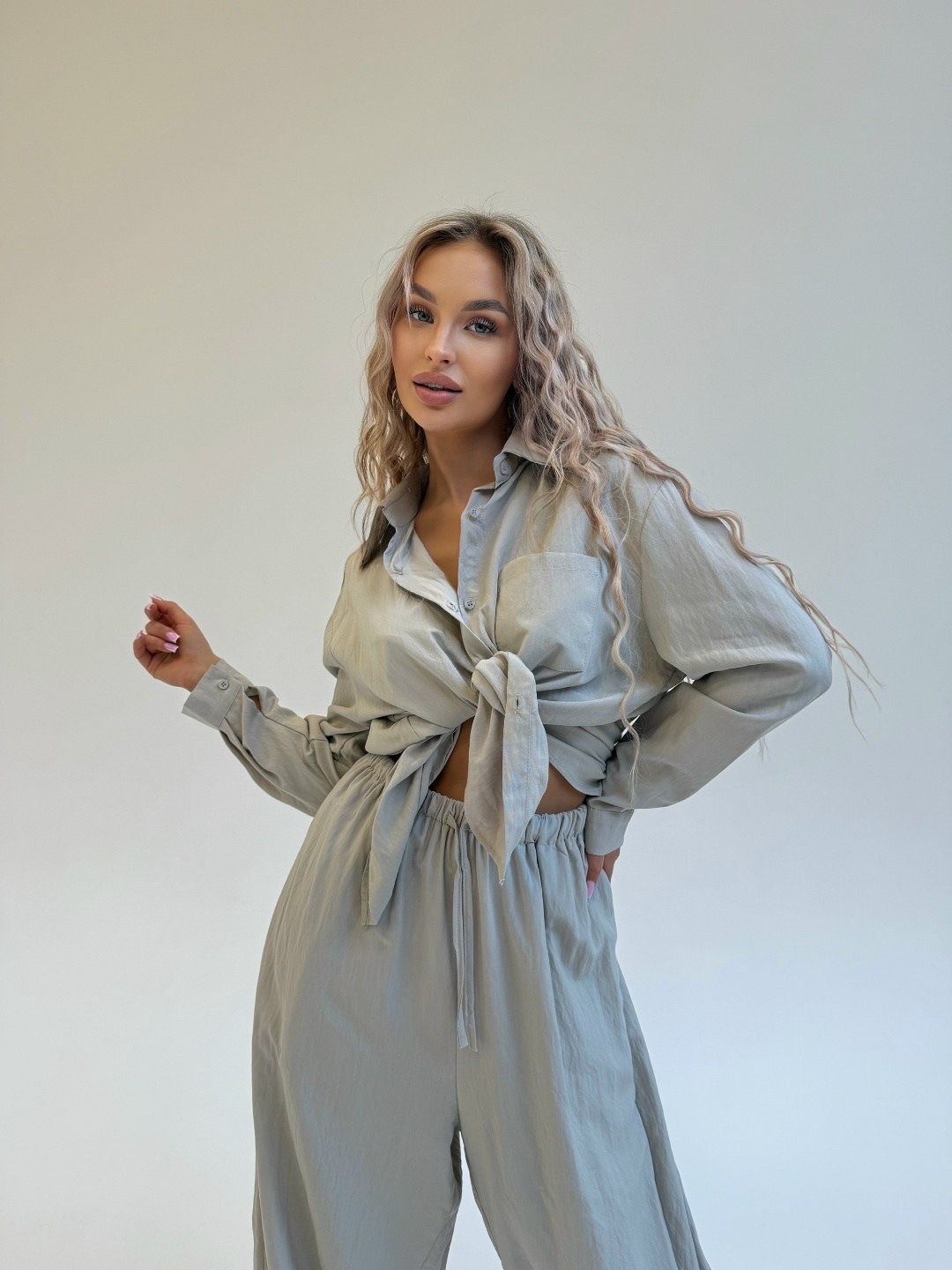 брюки комплект,костюм голубой,женский костюм,костюм женский голубой,костюм