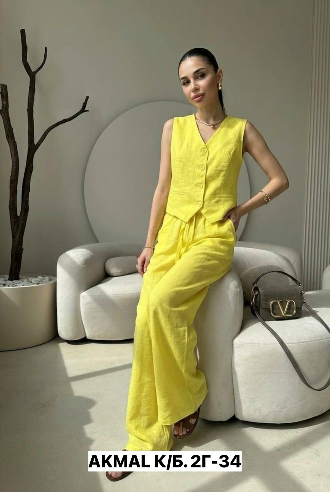 женские наряды,брючный костюм женский летний,брючные костюмы женские,брючный костюм,костюм льняной летний брючный с жилетом и брюками паллацо