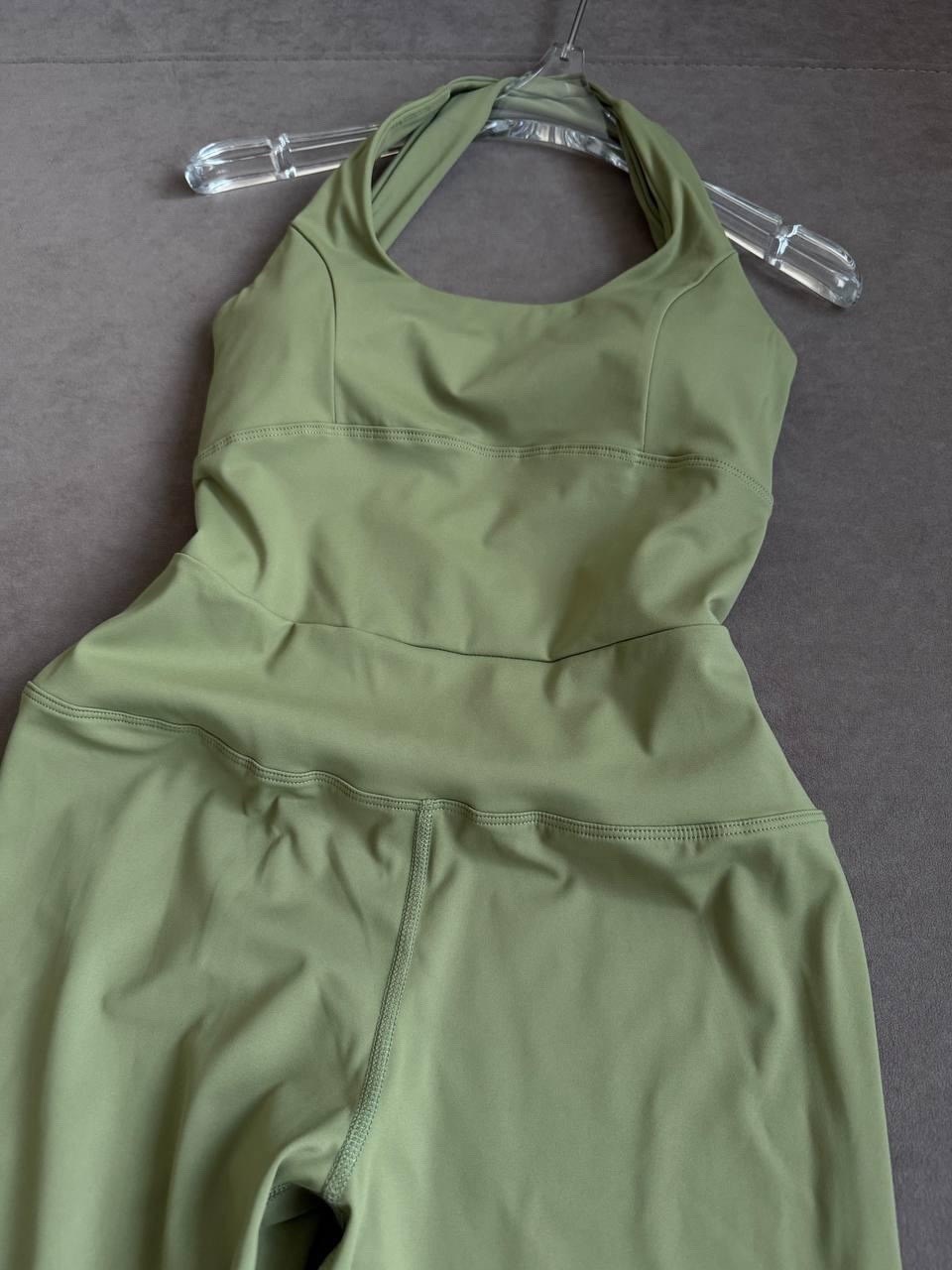 спортивный комбинезон,комбинезон для фитнеса,комбинезон для йоги,комбинезон спортивный для йоги,комбинезон для йоги и фитнеса