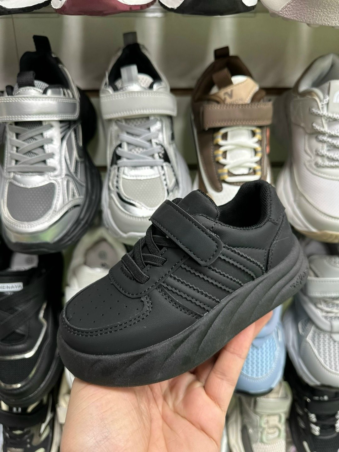 ,детские кроссовки,кроссовки мальчику,кроссовка детская,повседневные кроссовки