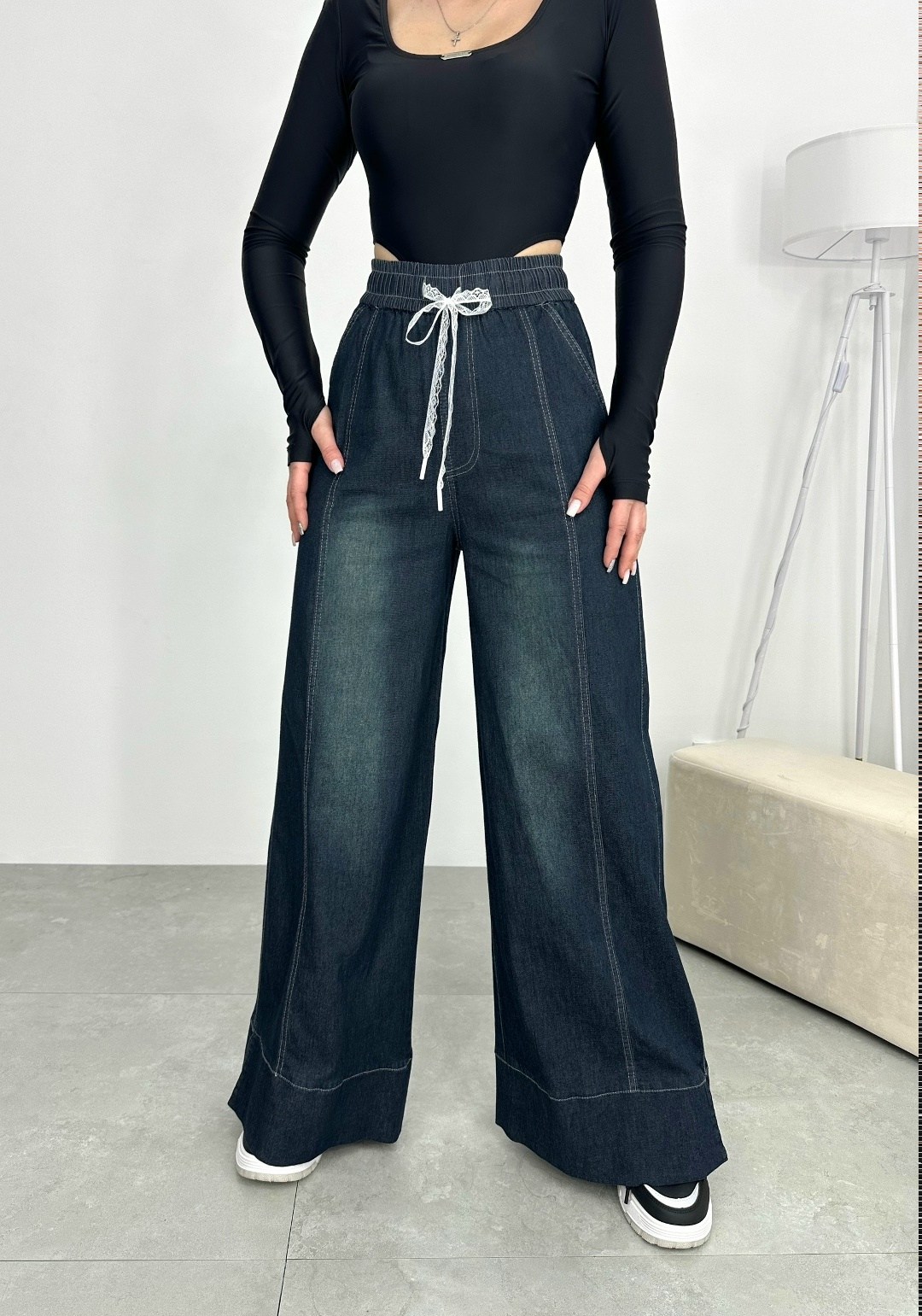 широкие джинсы,джинсовые брюки,женские джинсы,джинсы женские широкие,джинсы прямого кроя